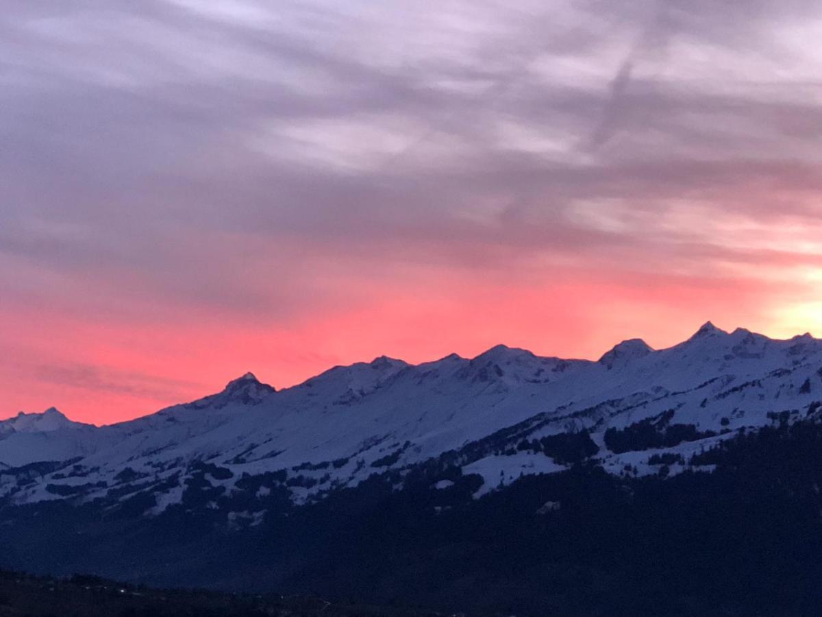Wohnung Mit See Und Bergsicht Im Vier Sterne Hotel Beatenberg Bagian luar foto